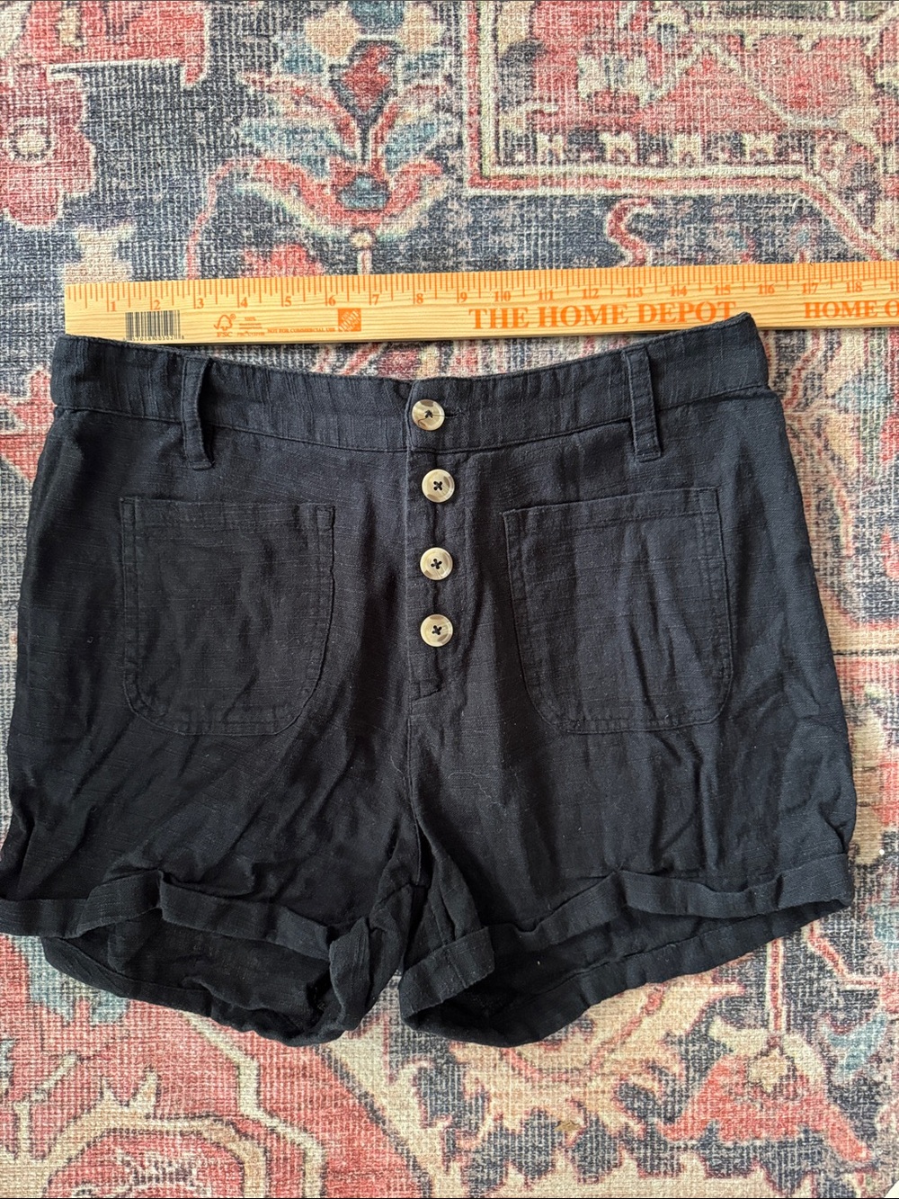 Billabong black shorts 31